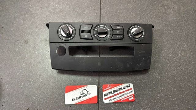 панель управления климат-контролем
