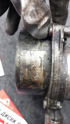 Насос вакуумний