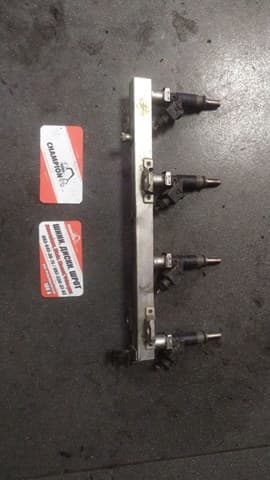 Форсунка впрыска топлива