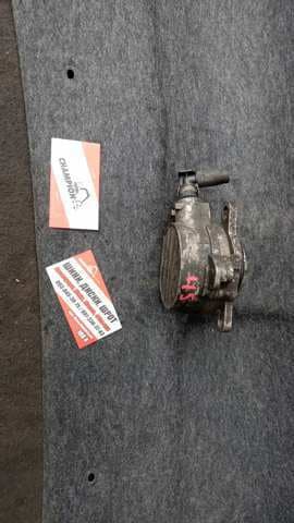 Насос вакуумний