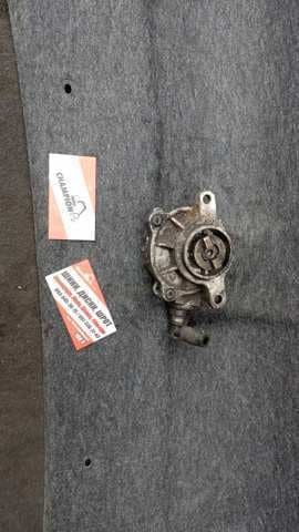 Насос вакуумний