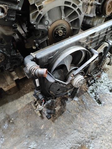 Радиатор охлаждения двигателя