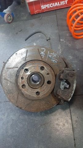 Суппорт тормозной передний правый