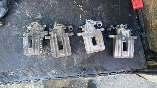 Суппорт тормозной задний правый