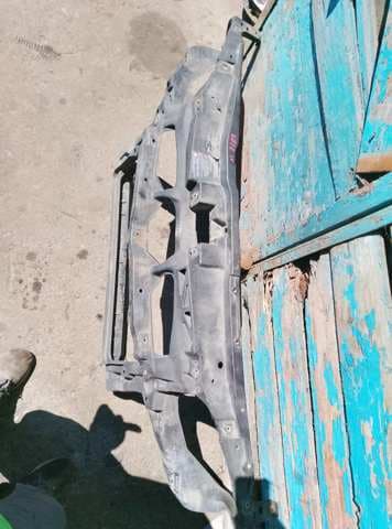 Суппорт радиатора в сборе (монтажная панель крепления фар)