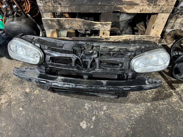 Суппорт радиатора в сборе (монтажная панель крепления фар)