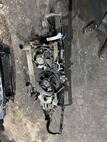 передня панель