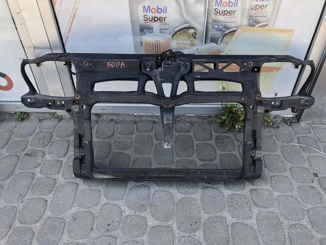 передня панель