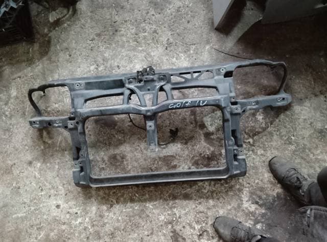 передня панель