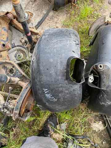 Підкрилок заднього крила, лівий