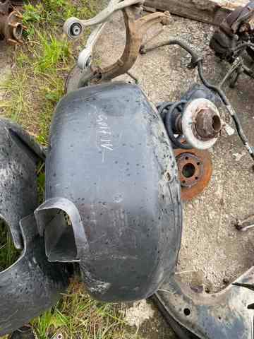 Підкрилок заднього крила, правий