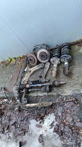 Амортизатор передний