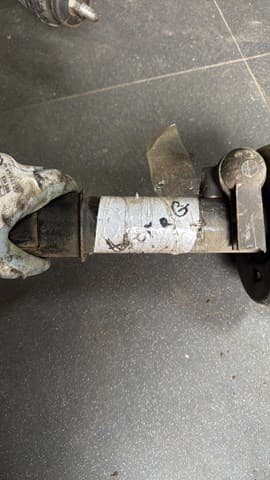 Амортизатор передний