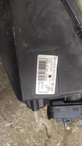 Фара правая nissan