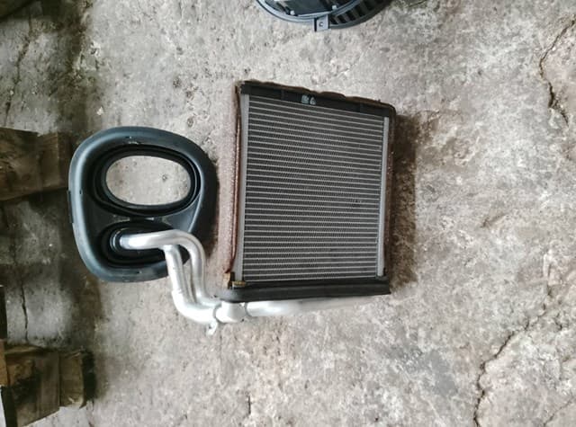 Радіатор пічки (обігрівача)