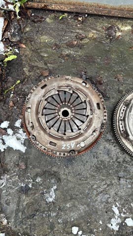 Маховик двигателя