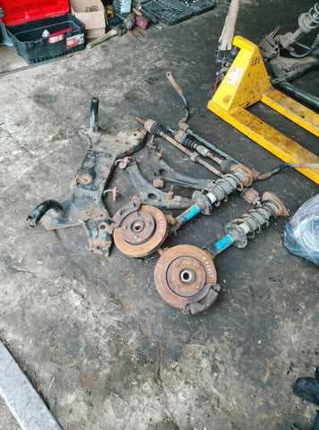 Суппорт тормозной передний левый