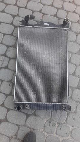 Радиатор охлаждения двигателя