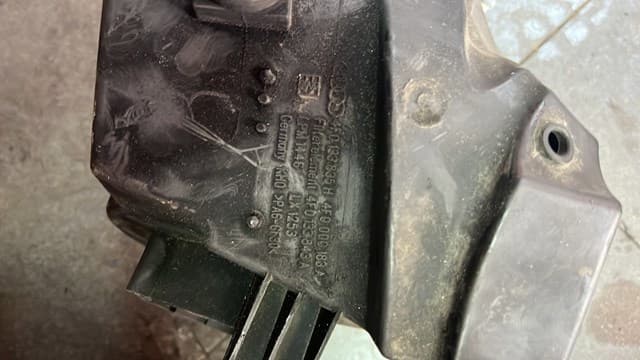 корпус повітряного фільтра