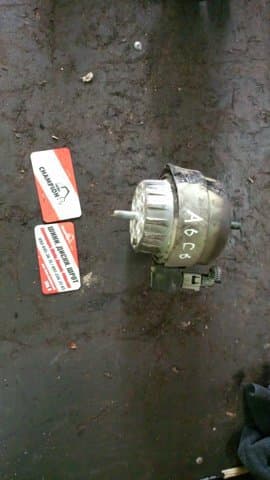 Подушка (опора) двигуна, ліва