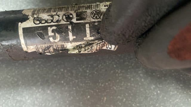 Полуось (привод) передняя левая