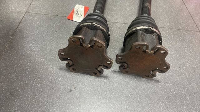 Полуось (привод) передняя правая