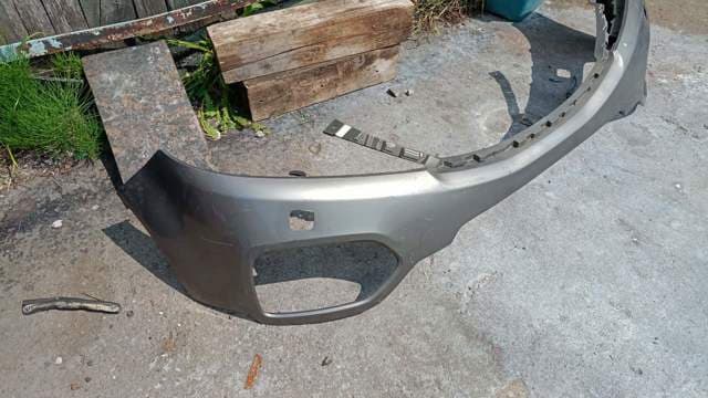 Бампер передний, верхняя часть