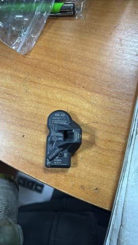 Датчик давления воздуха в шинах