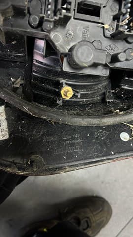 Фонарь задний левый