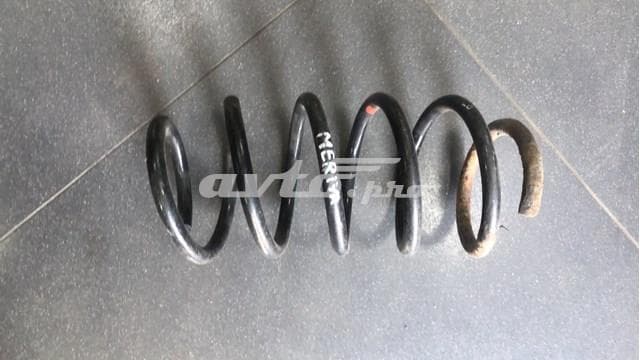 Пружина передняя